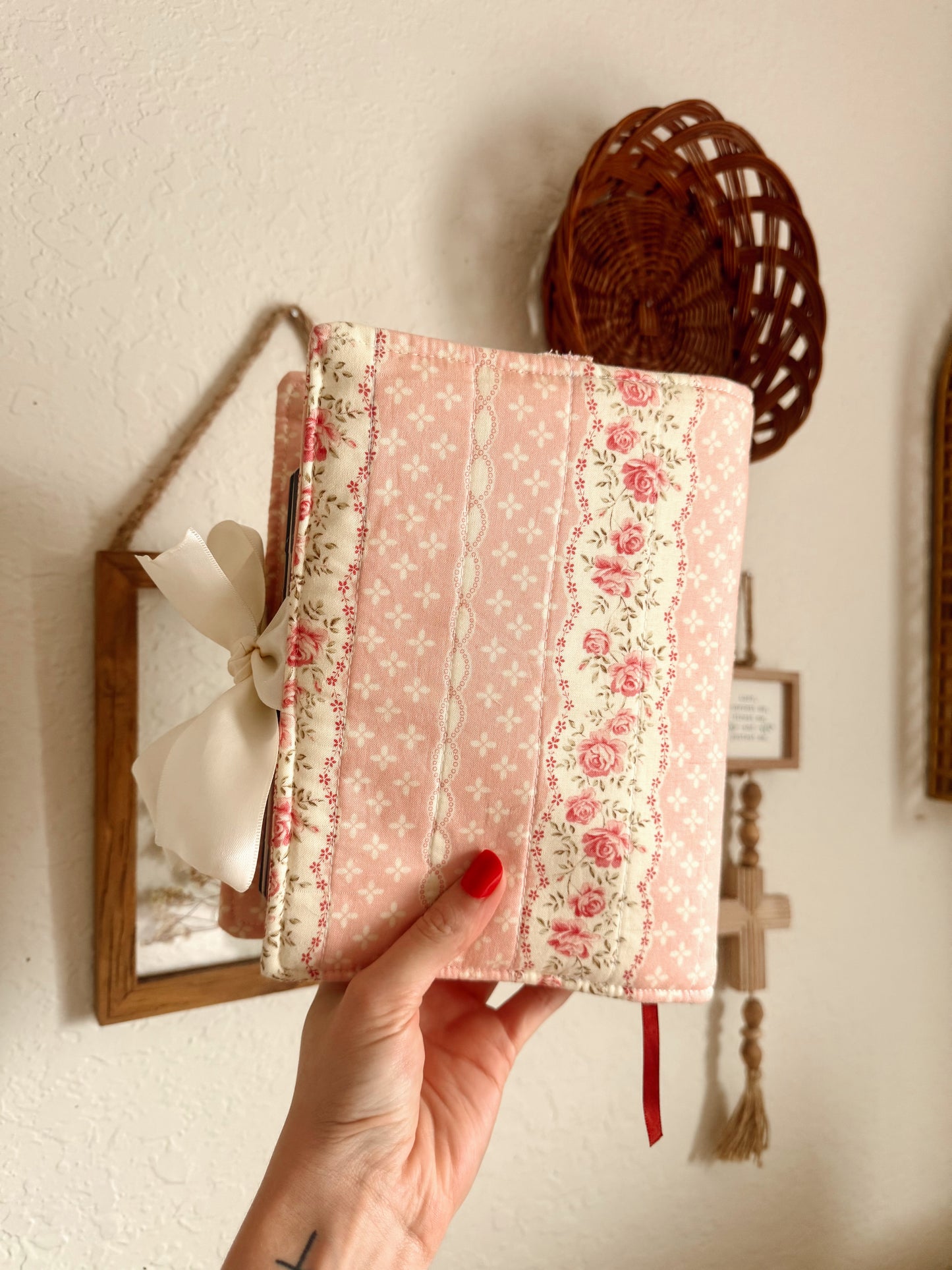 Faithful Melody Quilted Bible Wrap