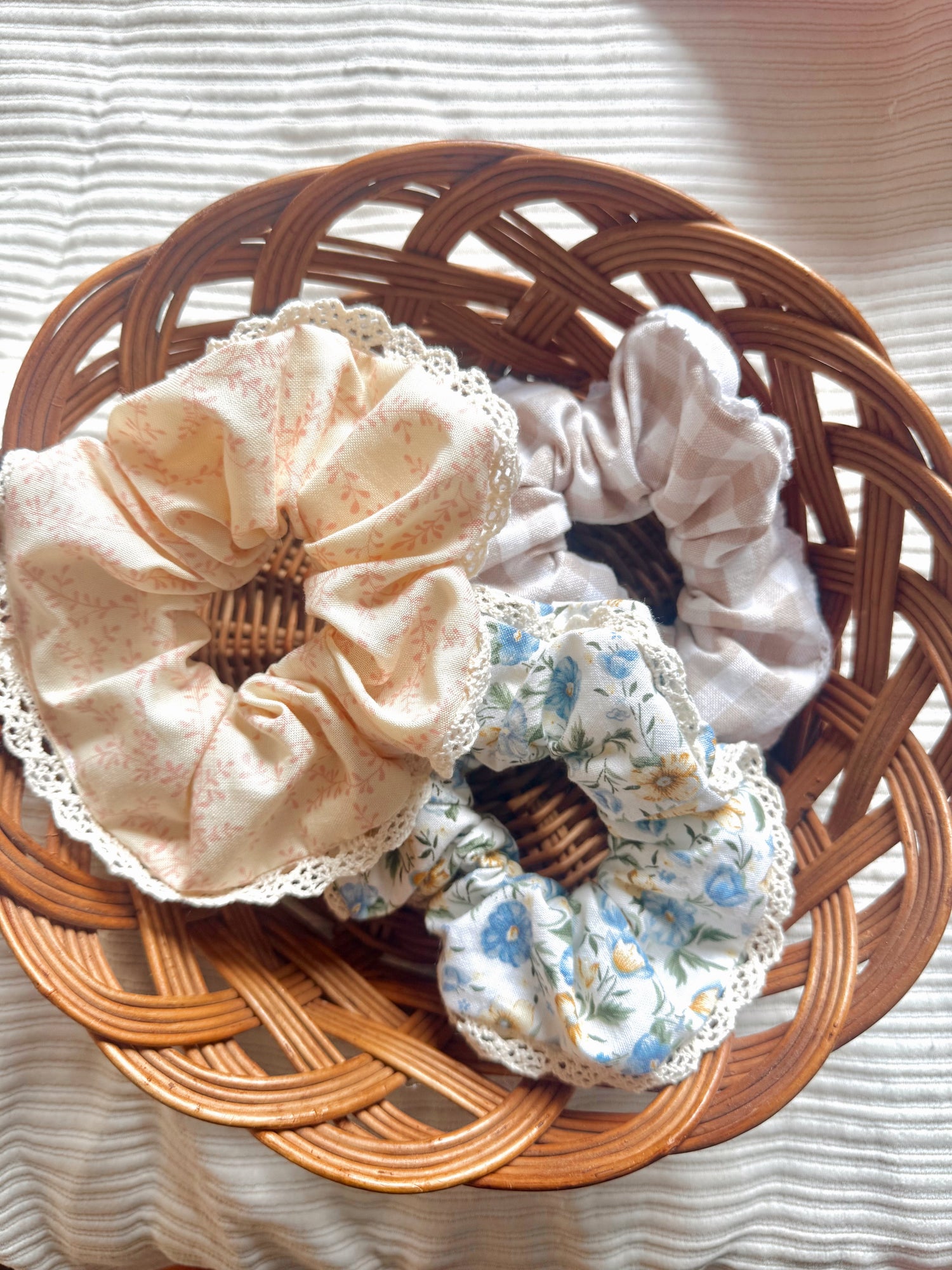 Lace Trim Scrunchies
