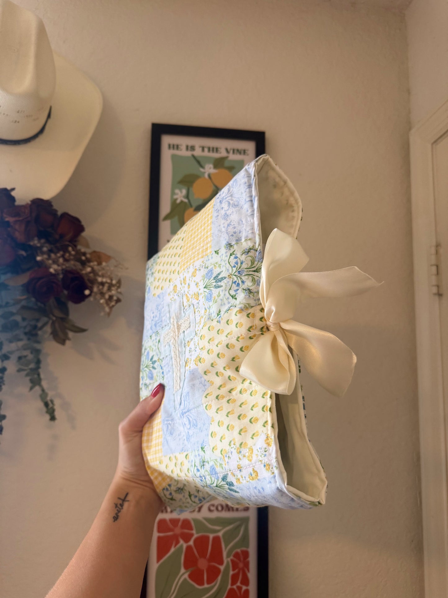 Peaceful Patch Quilted Bible Sleeve