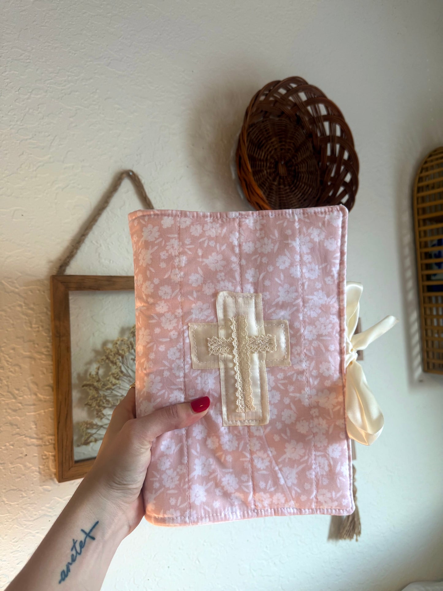 Joyful Blossom Quilted Bible Wrap