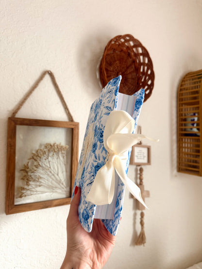 Graceful Garden Quilted Bible Wrap