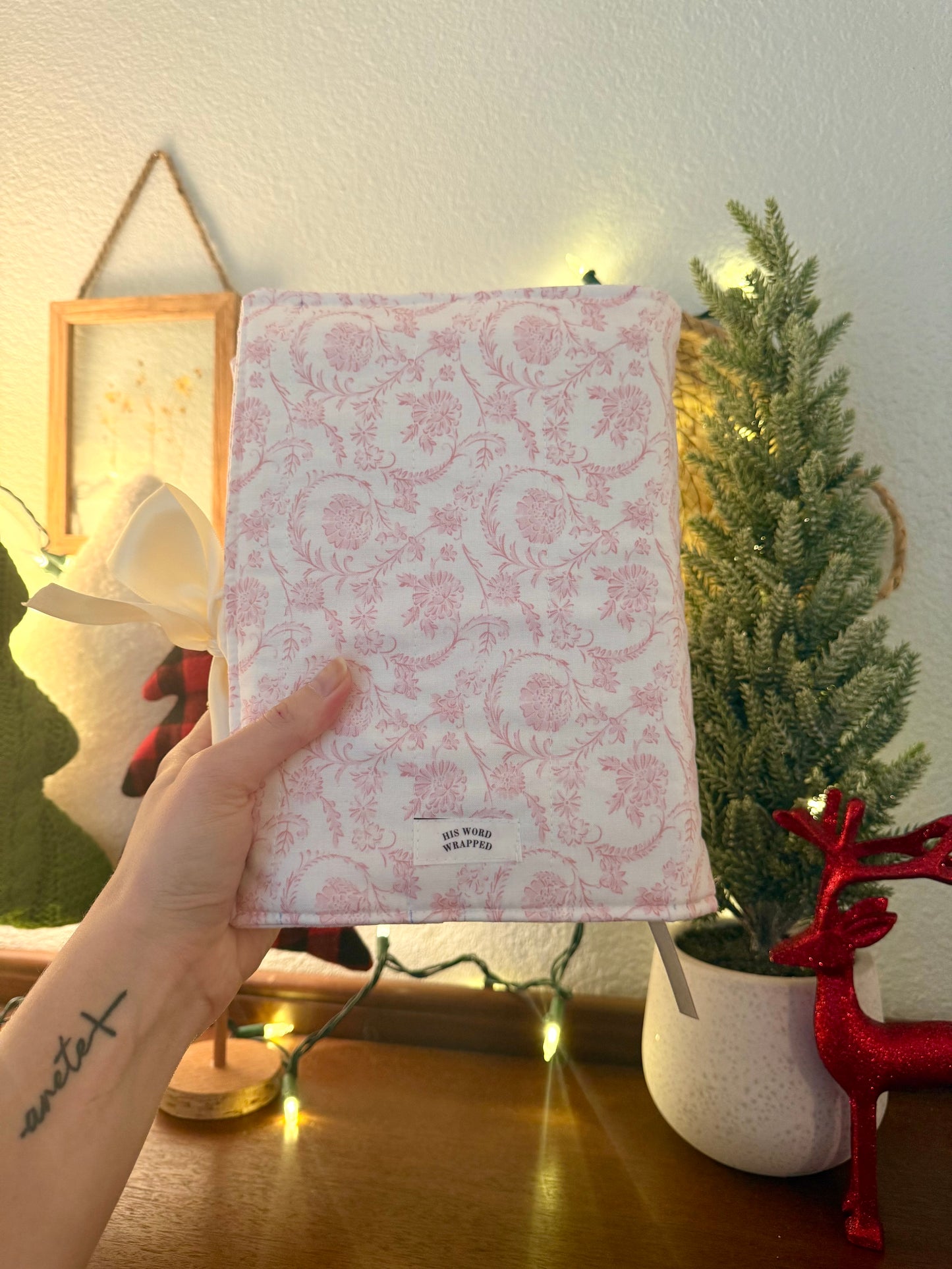 Pink Praises Bible Wrap