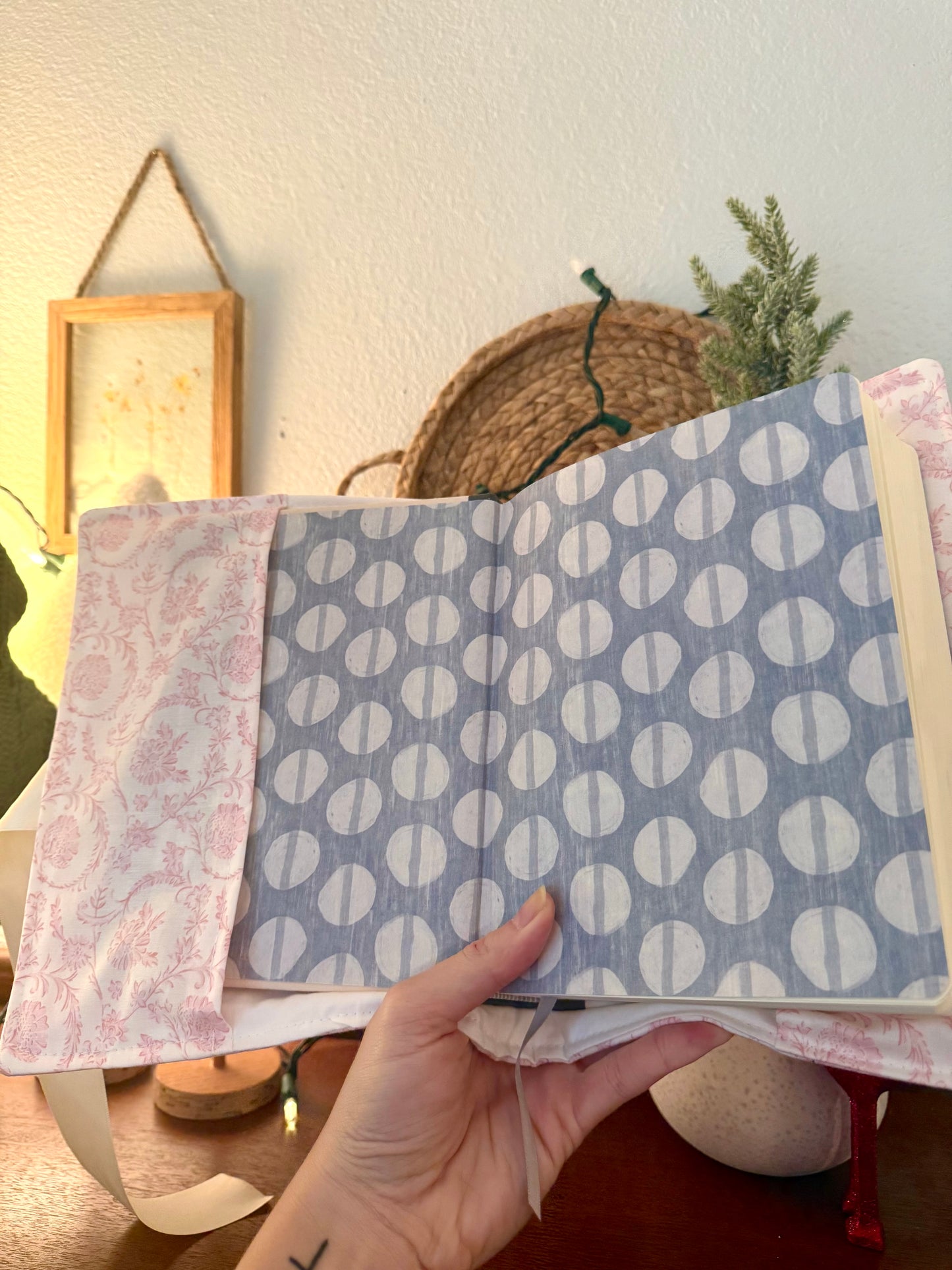 Pink Praises Bible Wrap