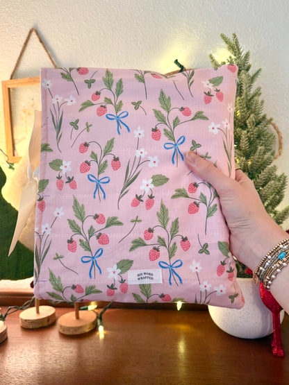 Berry Beloved Bible Sleeve