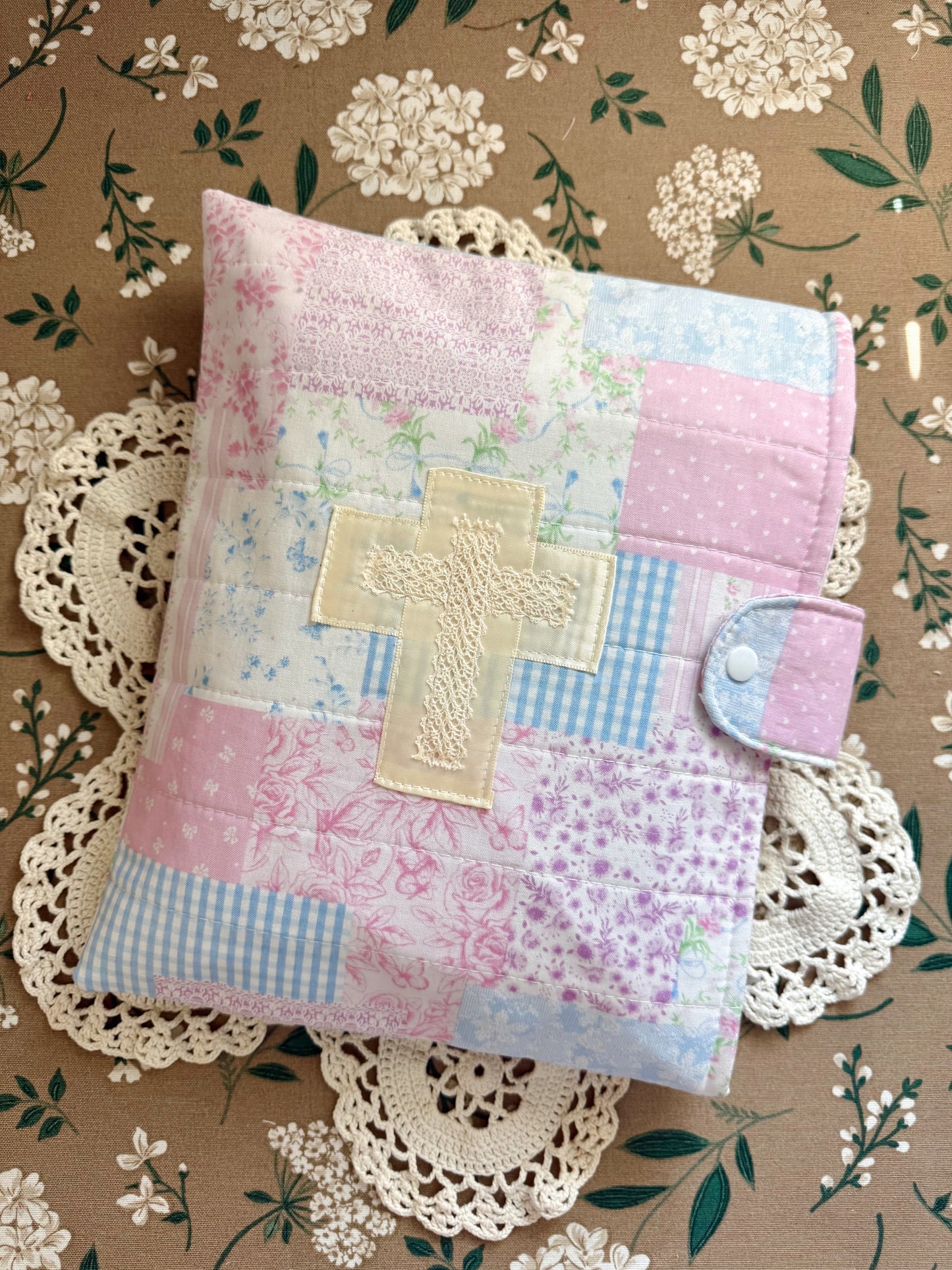 Fancy Pastel Quilted Bible Case
