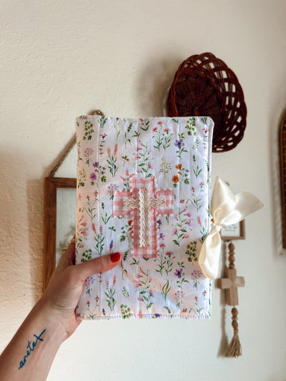 Esther's Garden Quilted Bible Wrap