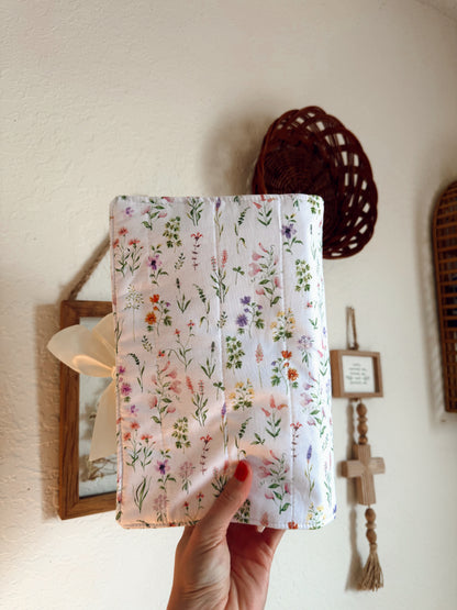 Esther's Garden Quilted Bible Wrap