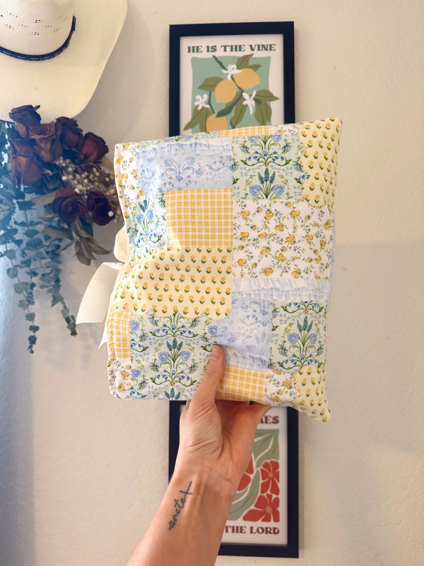 Peaceful Patch Quilted Bible Sleeve