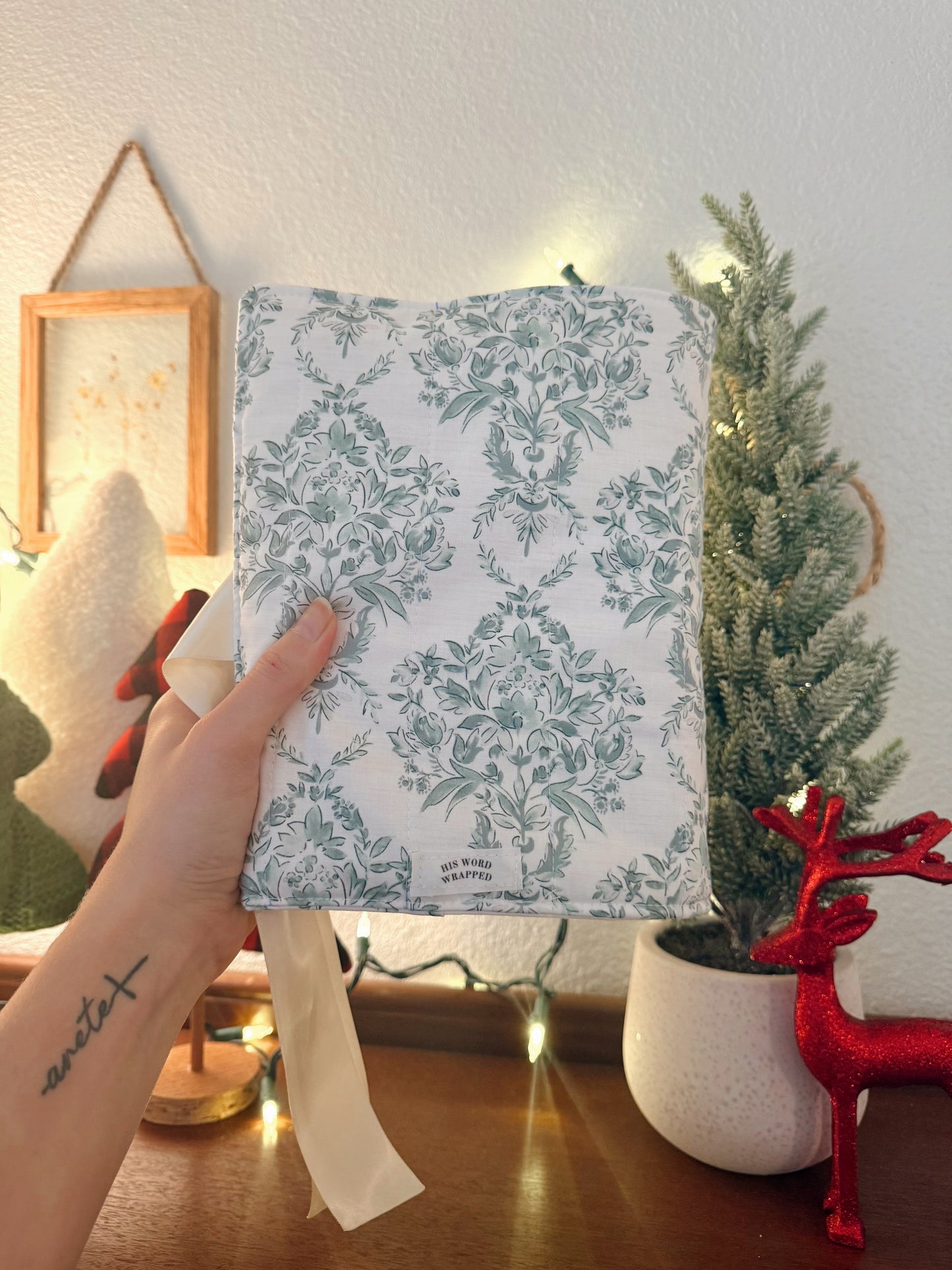Holly Evergreen Bible Wrap