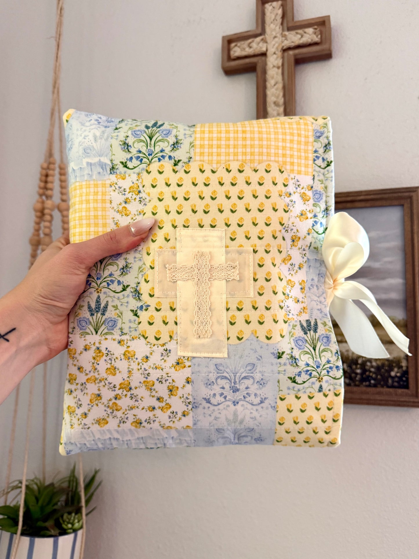 Peaceful Patch Quilted Bible Wrap