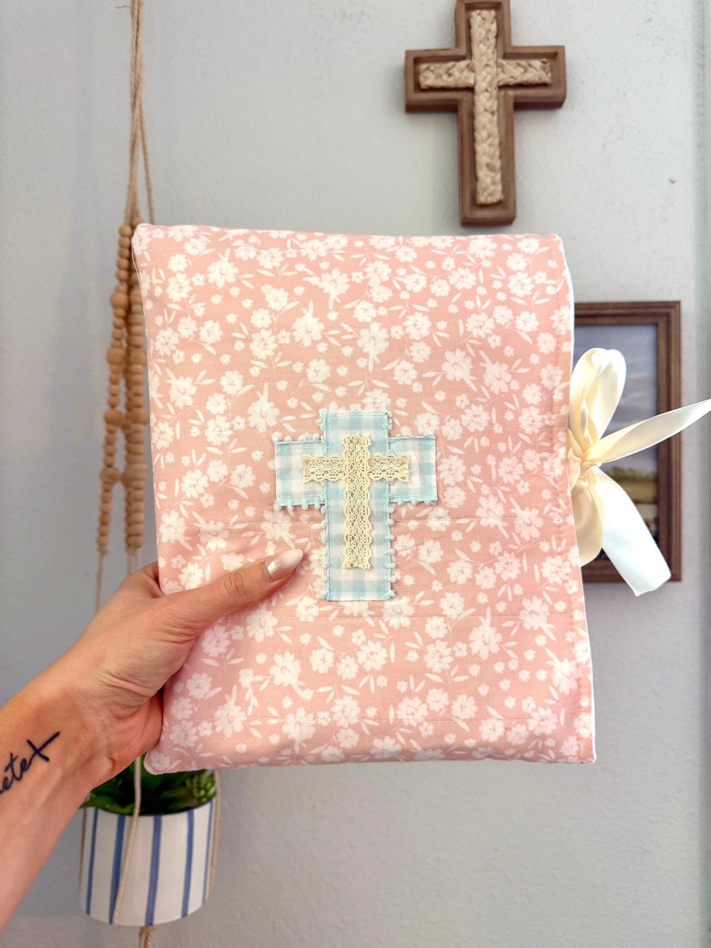 Peaceful Patch Quilted Bible Wrap