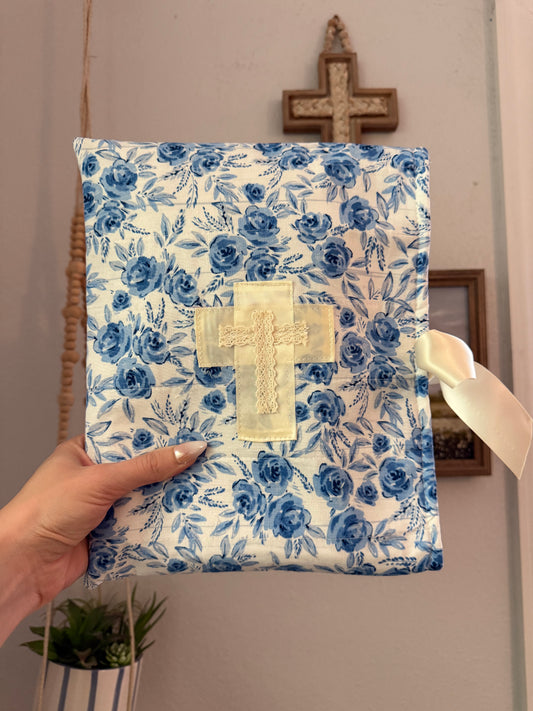 Graceful Garden Quilted Bible Sleeve