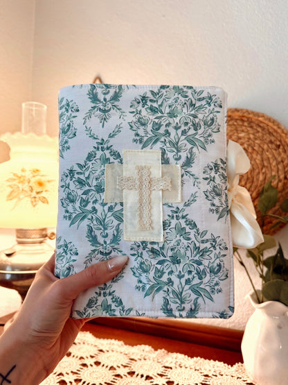 Peaceful Patch Quilted Bible Wrap