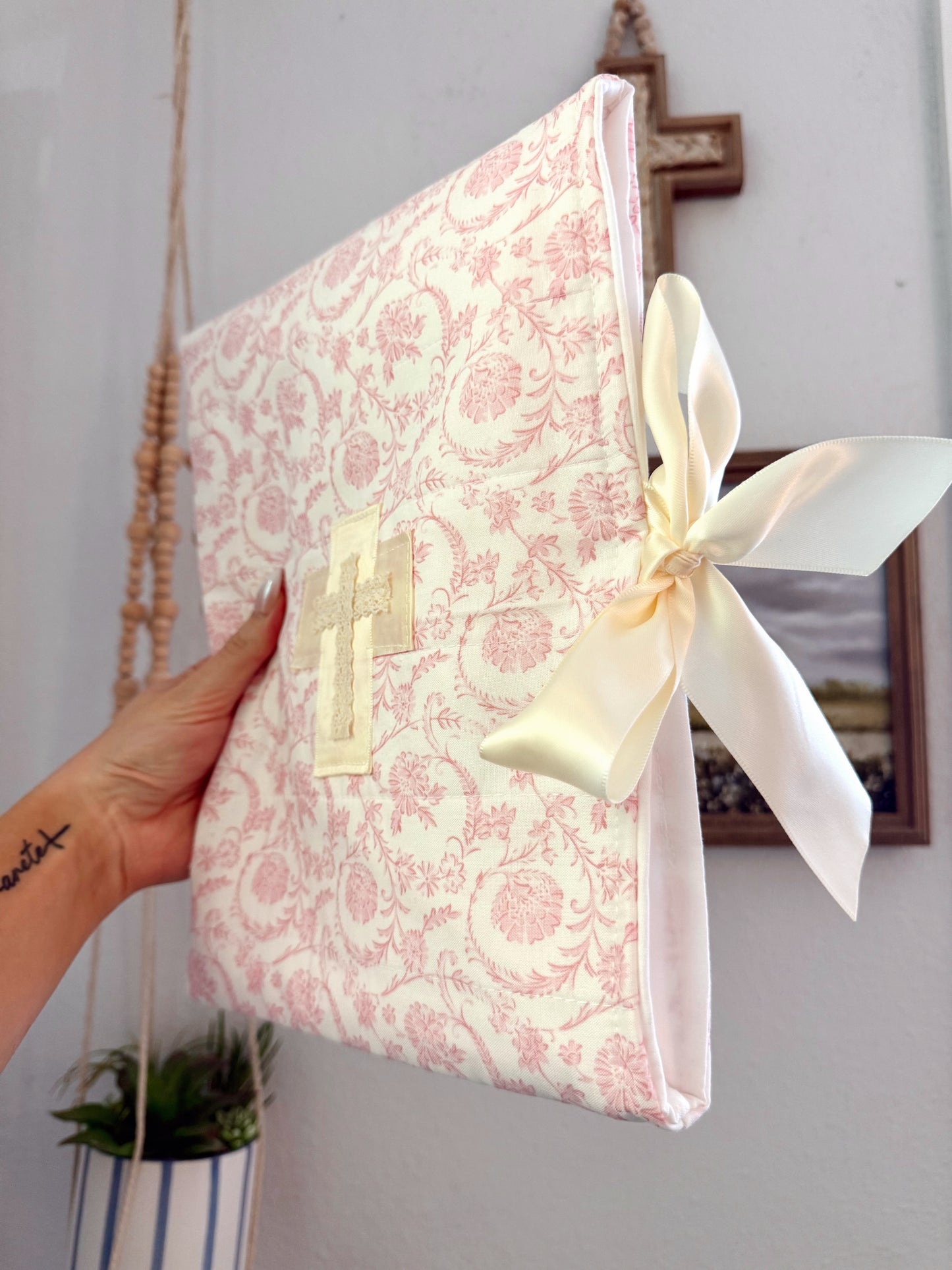 Peaceful Patch Quilted Bible Wrap