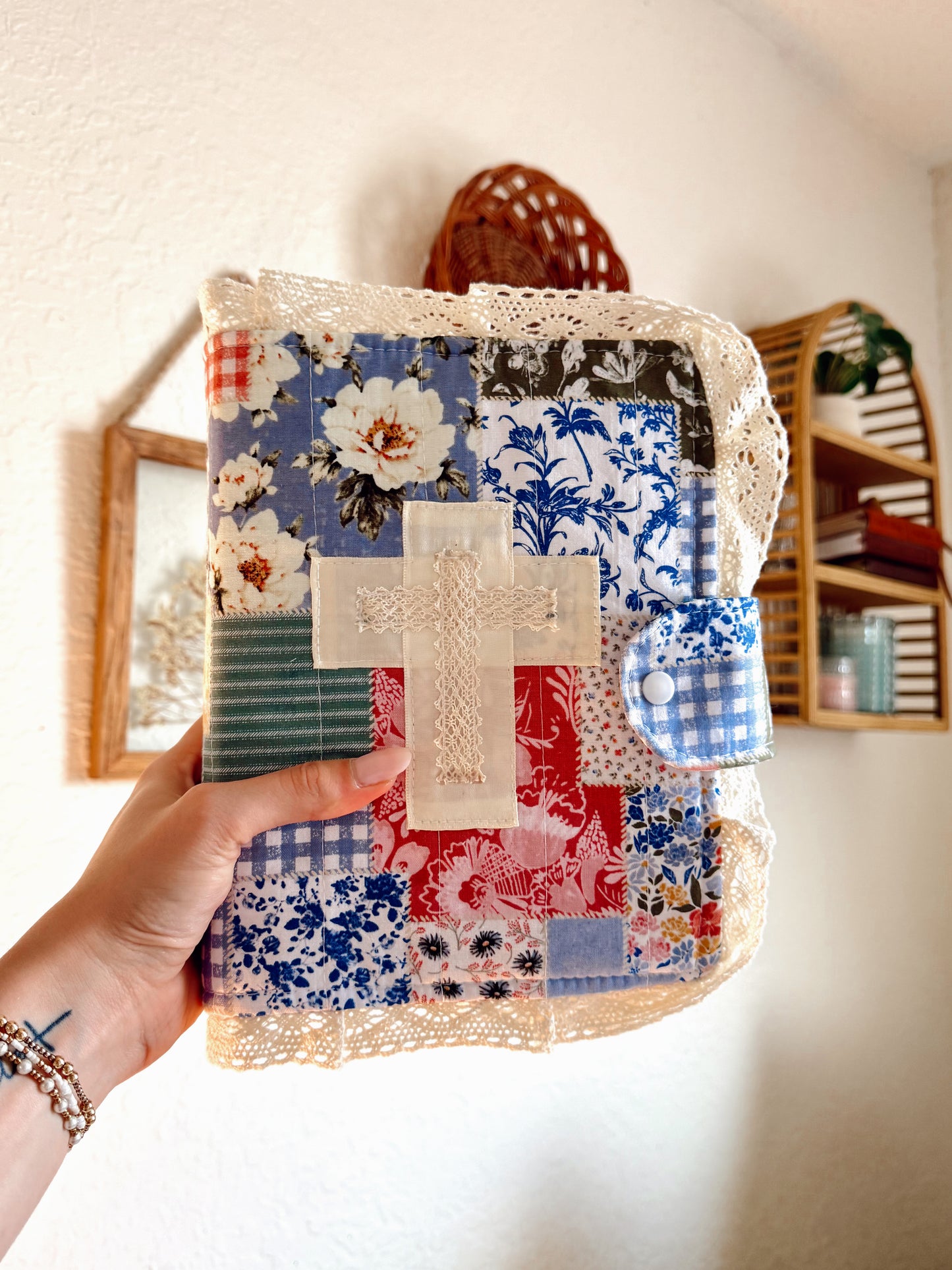 Hosanna Countryside Bible Wrap