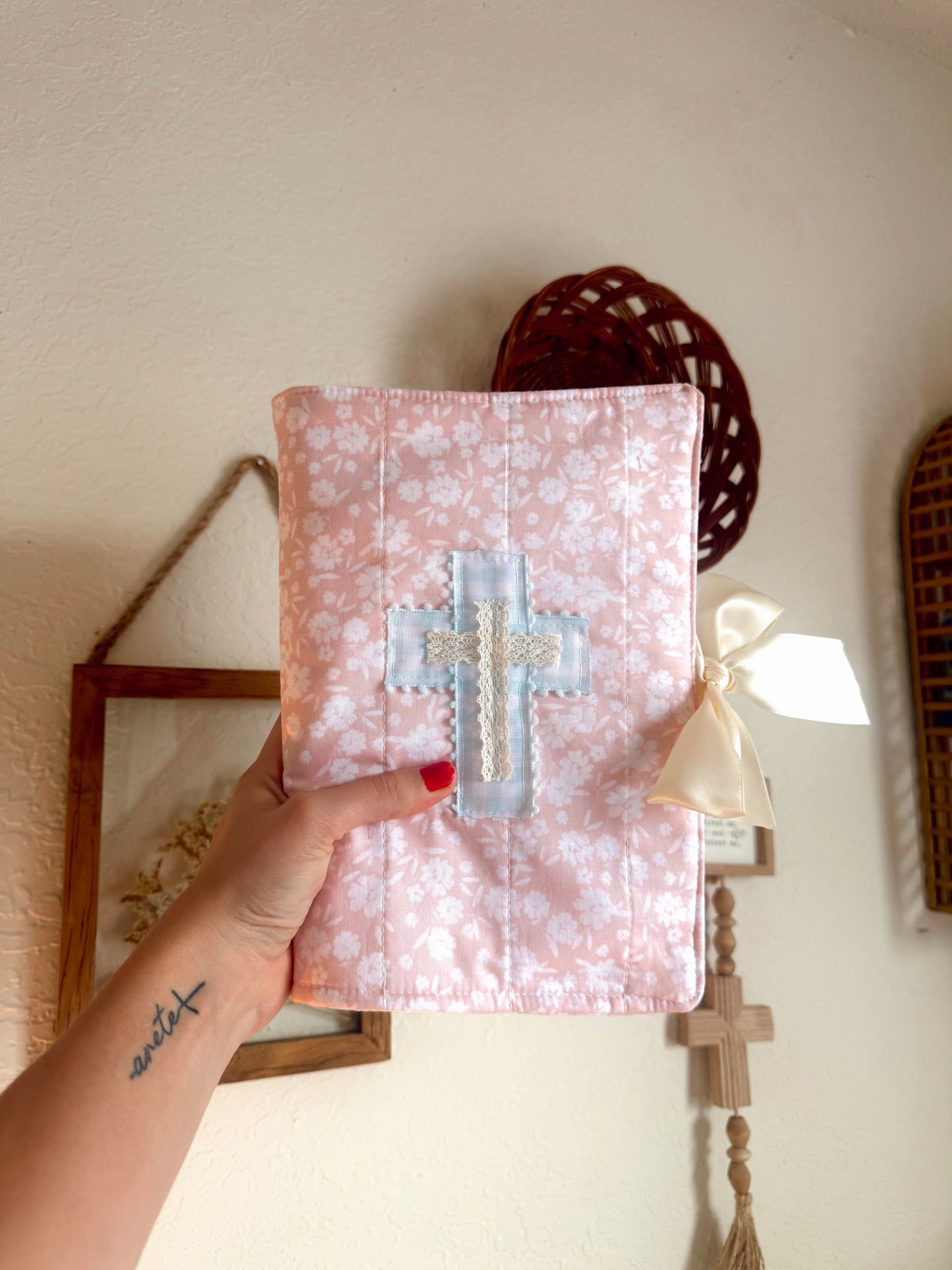 Joyful Blossom Quilted Bible Wrap