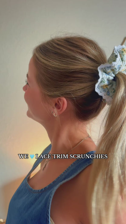 Hosanna Bloom Scrunchie